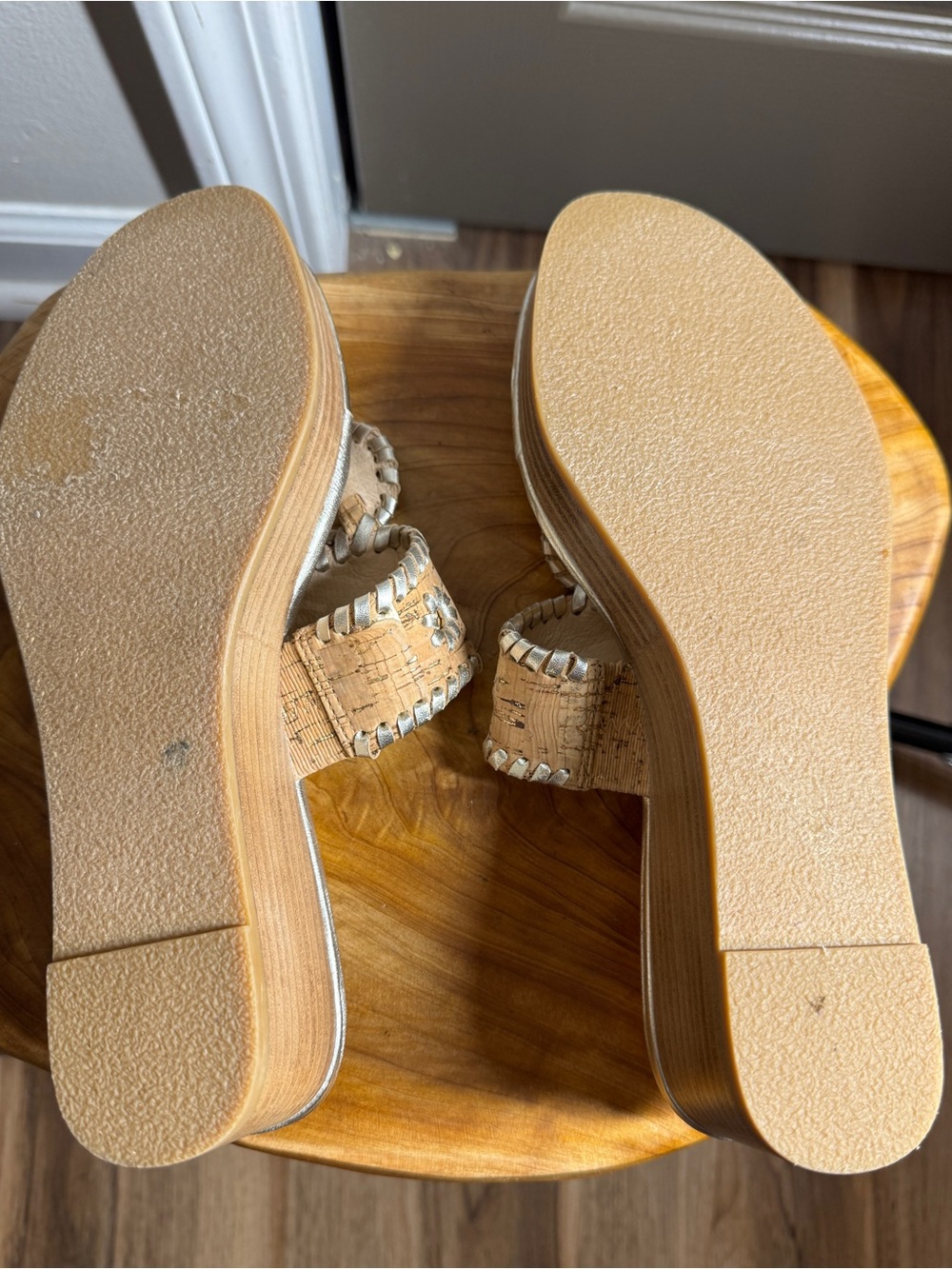Jack Rogers Women's Jacks Mid Wedge-Stacked Metallic Cork Sandals 9M - Picture 12 of 13
